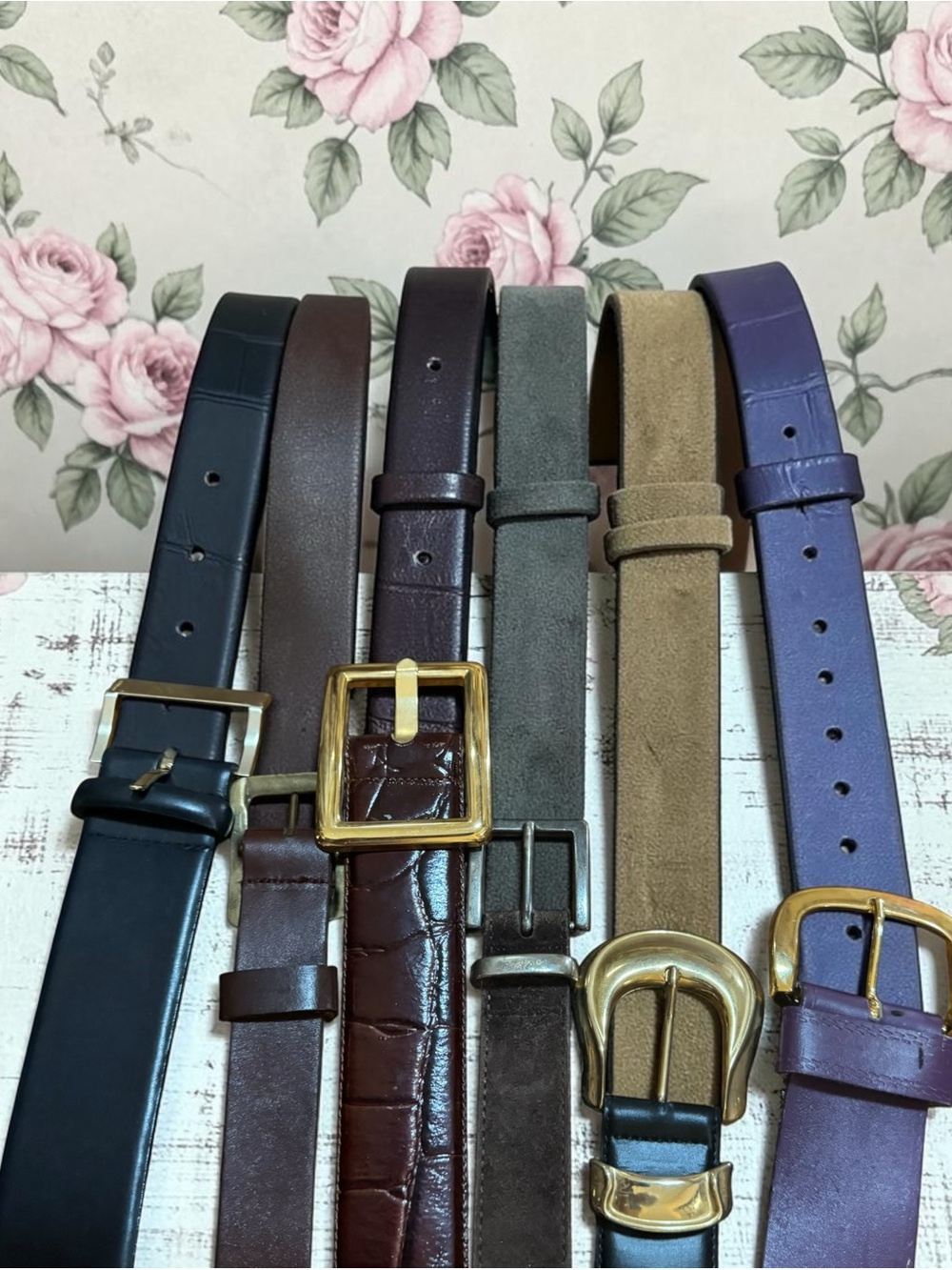 Lot of 6 vintage leather belts